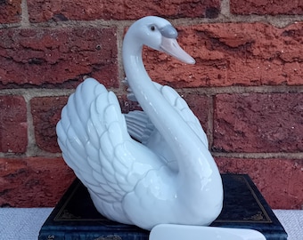 Vintage Lladro Swan with Wings Spread Wide Figurine, #5231 - Etsy 日本