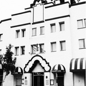 Historic Hotel Laguna - photograph