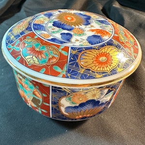 Vintage Japanese Porcelain Trinket Box