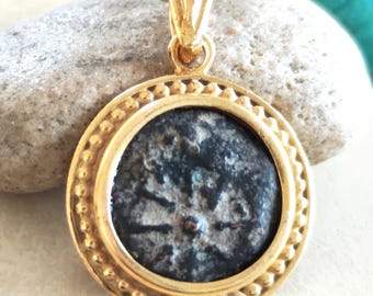Large Widow's Mite Coin Gold Plated Necklace, Christian Biblical New Testament Medallion