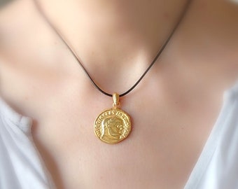 Roman Coin Necklace, Vintage Coin Pendant, Antique Style Necklace, Gold Filled Necklace, Vintage Gold Necklace, Roman Art, Vintage Jewelry