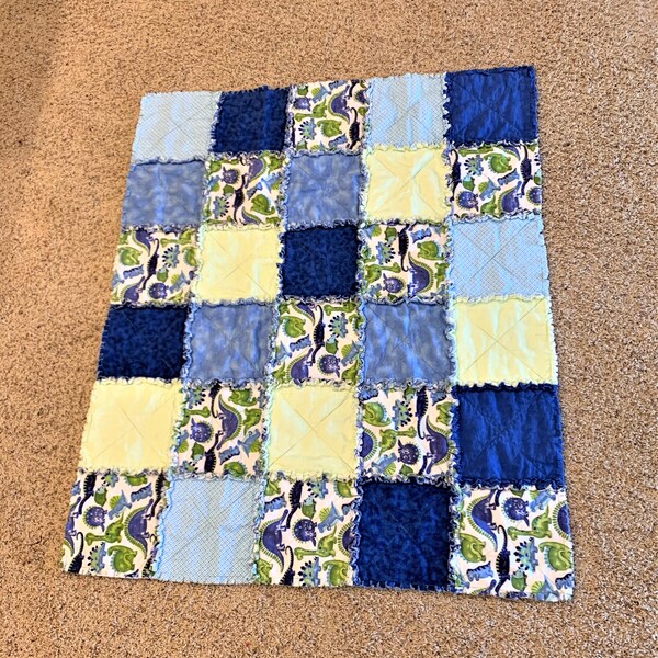 Dinosaurs Rag Quilt Blue Green White