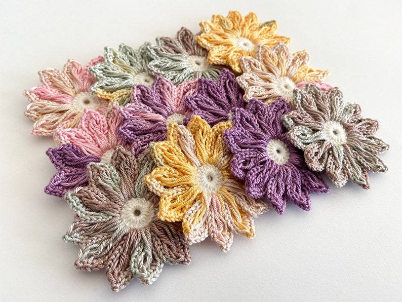 Daisy Crochet Flower Set of 12 Crochet Flower Applique, Scrapbooking, Trim & Embellishment, Crochet Applique Flowers image 4