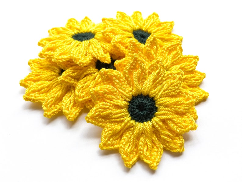 Daisy Crochet Flower Set of 12 Crochet Flower Applique, Scrapbooking, Trim, Lace, Embellishment, Crochet Applique Flowers Motif & Patches image 5