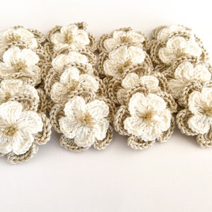 Ensemble de 16 fleurs au crochet Appliqués de fleurs, scrapbooking, garniture, embellissement, motif et ensemble d'écussons image 2