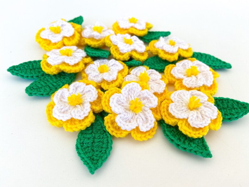 Crochet Flower & Leaf Set of 12 Little Flowers 12 leaves Flower Applique, Scrapbooking, Trim, Embellishment, Motif and Patches Set image 3