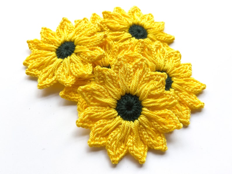 Daisy Crochet Flower Set of 12 Crochet Flower Applique, Scrapbooking, Trim, Lace, Embellishment, Crochet Applique Flowers Motif & Patches image 3