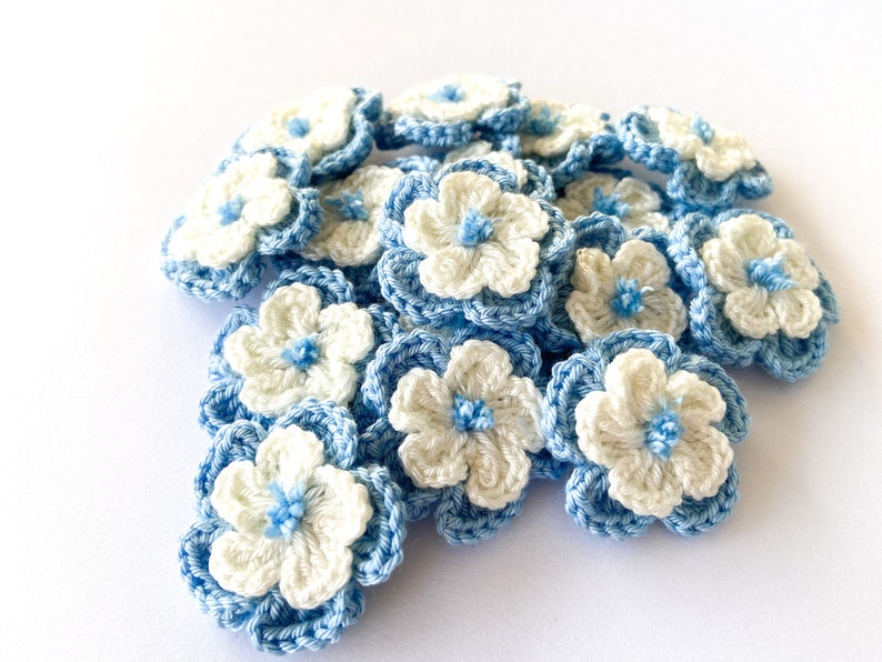 Crochet Flower Set of 16 Flowers Flower Applique, Scrapbooking, Trim, Embellishment, Motif and Patches Set image 6