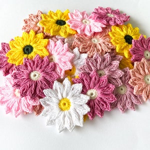 Crochet Daisy Flower Set Crochet Flower Applique, Scrapbooking Flowers flower Embellishment, Crochet Applique Flowers image 1