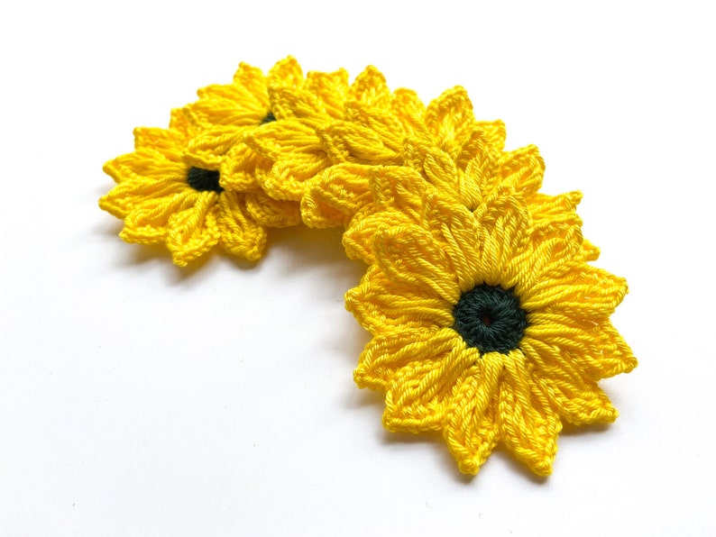 Daisy Crochet Flower Set of 12 Crochet Flower Applique, Scrapbooking, Trim, Lace, Embellishment, Crochet Applique Flowers Motif & Patches image 4