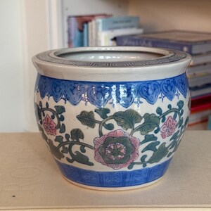 Vintage Chinese Porcelain Cachepot Jardiniere Planter Bowl Blue White Pink Floral Chinoiserie Cachepot Grandmillennial Decor
