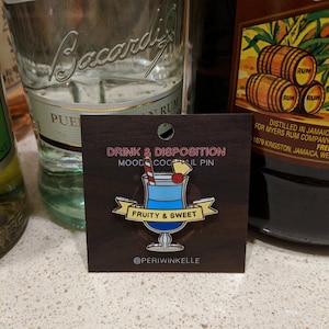 Drink and Disposition Fruity & Sweet: Blue Hawaiian Hard Enamel Pin
