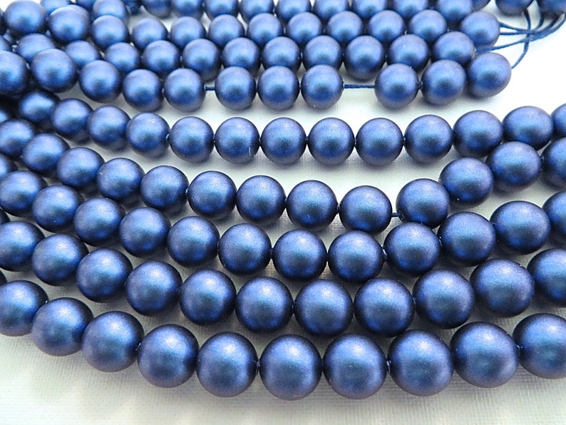 25 White Swarovski Crystal Beads Pearls 5810 8mm