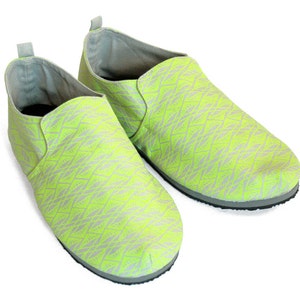 Sz. 11 Lt Grey Neon Yellow Diamonds Canvas/Rubber Lightweight Slip On Shoe image 2