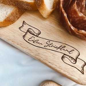 Banner Charcuterie Brett | Hand Gebranntes Charcuterie Brett + Schneidebrett Hochzeits oder Jubiläumsgeschenk