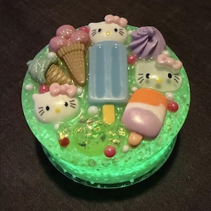 Hello Kitty Junk Ice Cream Glow In The Dark Resin Herb Grinder