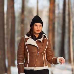 Handmade B3 Bomber Shearling Fur Coat - Women Aviator Real Brown Leather Jacket for women Cozy Winter Jacket - Original Fur Coat - Gift Item