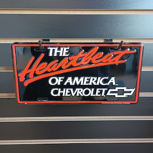Heartbeat of America Placa de carro Chevrolet Chevy Vanity Plates Decoração de garagem para homens Presente de aniversário para namorado marido pai vovô tio