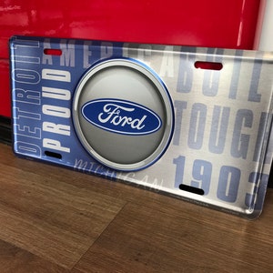 Detroit Proud Ford Bullseye Placa de licença Ford Vanity Plates Decoração de garagem para homens Presentes de 16º aniversário para ele Man Cave Wall Michigan AirBnb