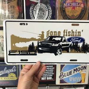 Ford Truck F150 Gone Fishin Placa de Licença Ford Placas de Vaidade Camo Garagem Decoração Homens 16º Aniversário Presentes Homem Caverna Decoração de Parede Ford Truck Driver