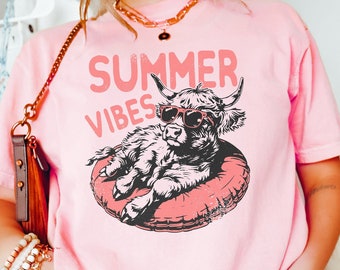 Retro Highland Cow Shirt, Comfort Funny Shirt, Summer Vibes Shirt, Cow Lover Gift, Funny Beach Shirt, Retro Summer Shirt, Western Summer