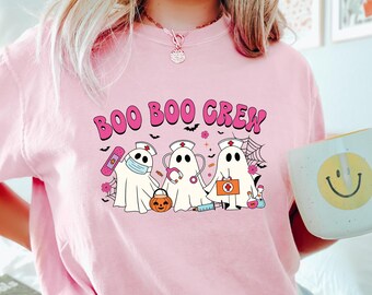 Camiseta cómoda de Halloween para enfermera, camiseta Boo Boo Crew, regalo de enfermera para mujer, regalo retro de temporada espeluznante, regalo de enfermera titulada, camiseta divertida de enfermera de UCI