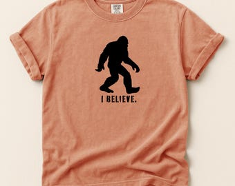 Bigfoot Silhouette T-shirt I Believe T-Shirt | Sasquatch Tee | Bigfoot Believer Shirt | Yeti tshirt