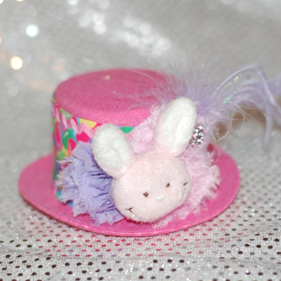 Items similar to Easter Bunny jellybean Mini Top Hat Fascinator