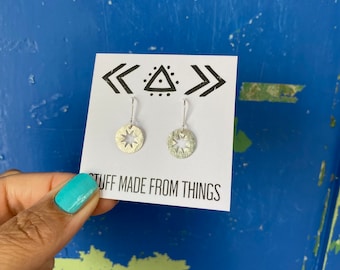 Boucles d'oreilles argentées martelées découpées en étoile