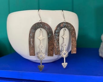 Boucles d'oreilles COMPASS en acier inoxydable et laiton patiné