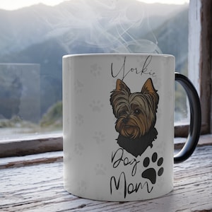 Yorkie Dog Mom Farbwechsel Becher, 11 Unzen, Heat Reactive, tolles Geschenk für Yorkie Besitzer!