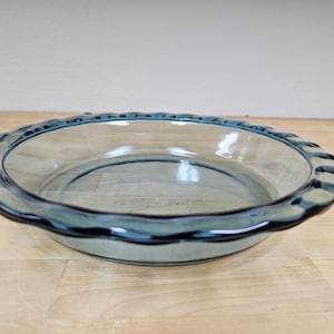 Blue Fluted Pyrex Deep Dish Pie Plate 1980&#39;s