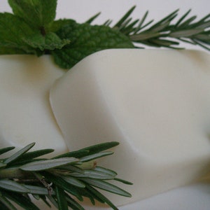 Rosemary Mint Goat's Milk Soap Set of 4 Herbal Refreshing Unisex Fragrance image 2