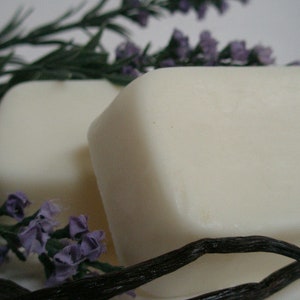 Lavender Vanilla Goat's Milk Soap Set of 4 Rich image 1