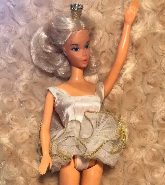 1975 ballerina barbie