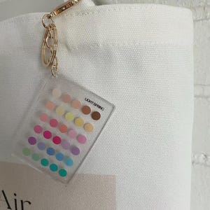Light Spring Color Analysis Seasonal Keychain zdjęcie 6