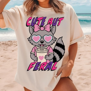 Süßer aber wilder Waschbären-Svg Png | Sarkastisches Snarky Zitat | Erwachsenen Humor | Lustiges T-shirt Clipart |         Digitaler Download