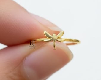 Minimalist Dragonfly Ring, Dainty Flying Insect Jewelry, Nature Inspired Ring, 14K Solid Yellow Gold Wedding Ring, Handmade Ring For Women