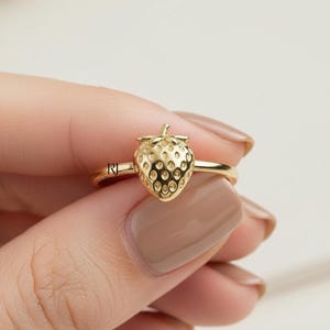 Stackable Strawberry Ring, Berry Jewelry,  Fruit Inspired Ring, Fruit Ring, 14K Gold Ring, Tiny Jewelry, Cute Ring For Women, Fruit Jewelry