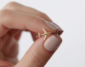 Anel minimalista de avião, anel de avião em ouro 14K, anel delicado para viajantes de avião, joia para pilotos de aviação, anel para comissária de bordo.