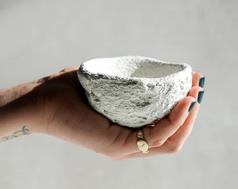 Small Treasure Bowl in Textured Alpine White Concrete with Brass Footer