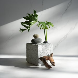 The Big White Cube Sculpture Edition 001