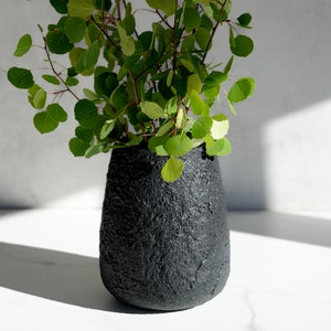 Large Pear Shaped Vase in Textured Carbon Black Concrete image 3