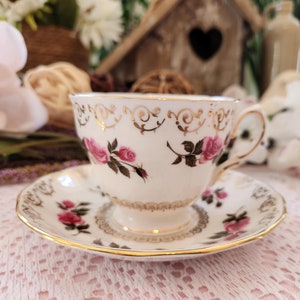 Colclough Pink Roses Teacup & Saucer – Vintage English Bone China, Gold Filigree