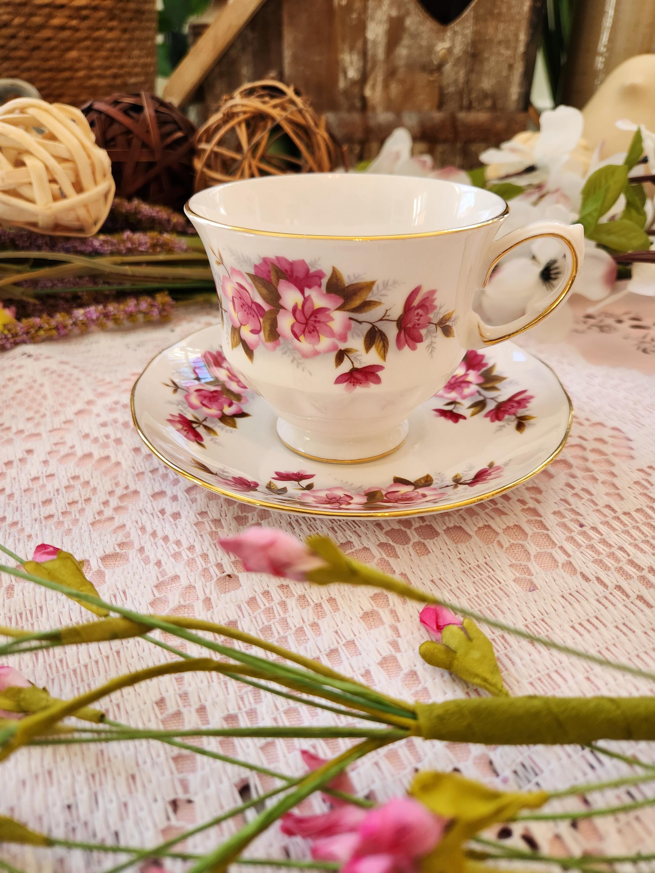 1960s Queen Anne - Etsy