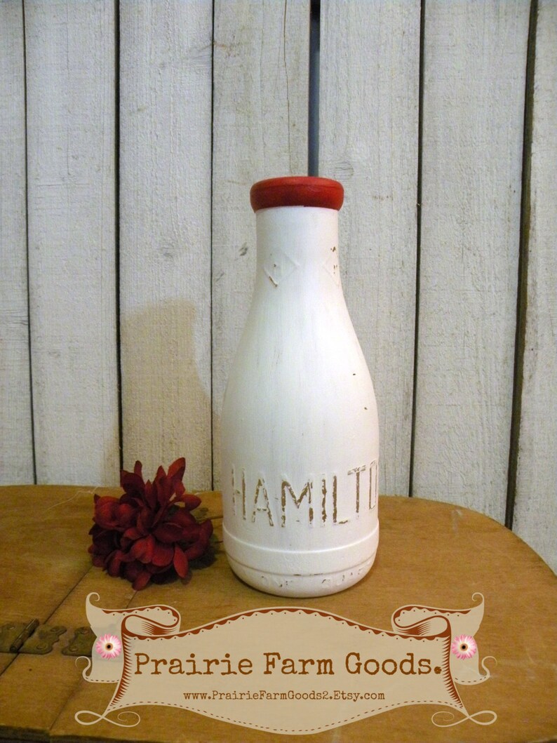 Vintage Quart milk bottle white retro farmhouse kitchen Hamilton Hedgeman Dairy ECS svfteam RDT FVGTEAM image 1