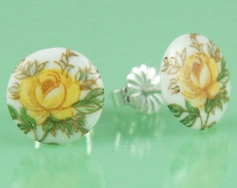 Vintage Glass Yellow Flower Post Earrings