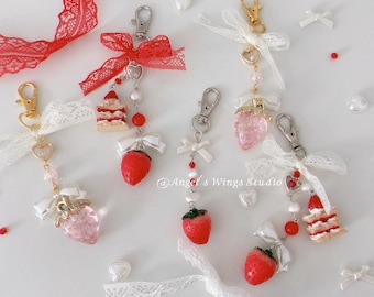 Sweet Strawberry Collection, esthetische handgemaakte schattige aardbei sleutelhanger Coquette geïnspireerd hart kralen Cottagecore kanten lint sieraden