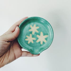 Sea Glass Green Star Ceramic Spoon Rest, handmade spoon holder wheel thrown pottery spoon rest stovetop spoon rest ceramics modern pottery
