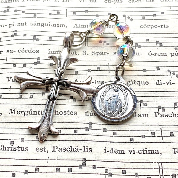 Three Hail Mary Chaplet, Three bead chaplet, miraculous medal, catholic gift, 3 Ave novena prayer, devotional chaplet, Rosenkranz-Atelier
